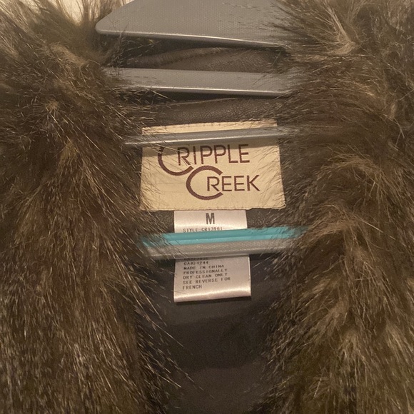 Amazing furry vest - Picture 2 of 7